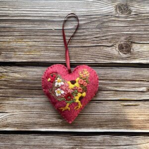 Іграшка-прикраса "Серце з курочкою"